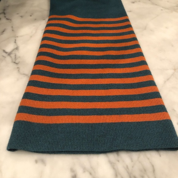 Roolee Sweater - Picture 4 of 8